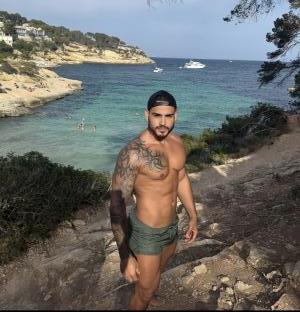 698607503: Chico busca chica en Mallorca