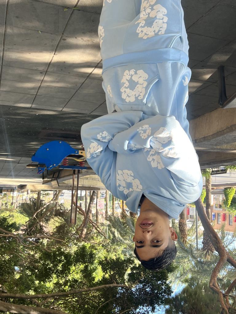 677295437: Chico busca chica en Almería