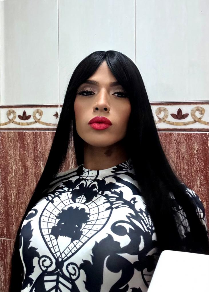 604254425: Travesti en Vizcaya