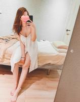 653210666: Chica busca chico en Barcelona