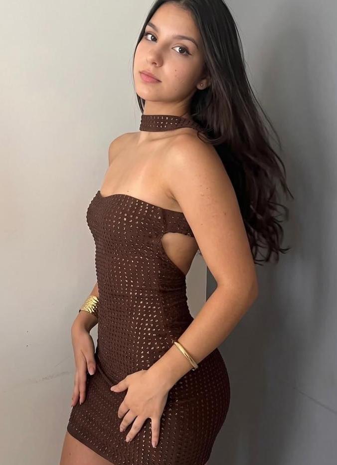 661452455: Chica busca chico en Ibiza