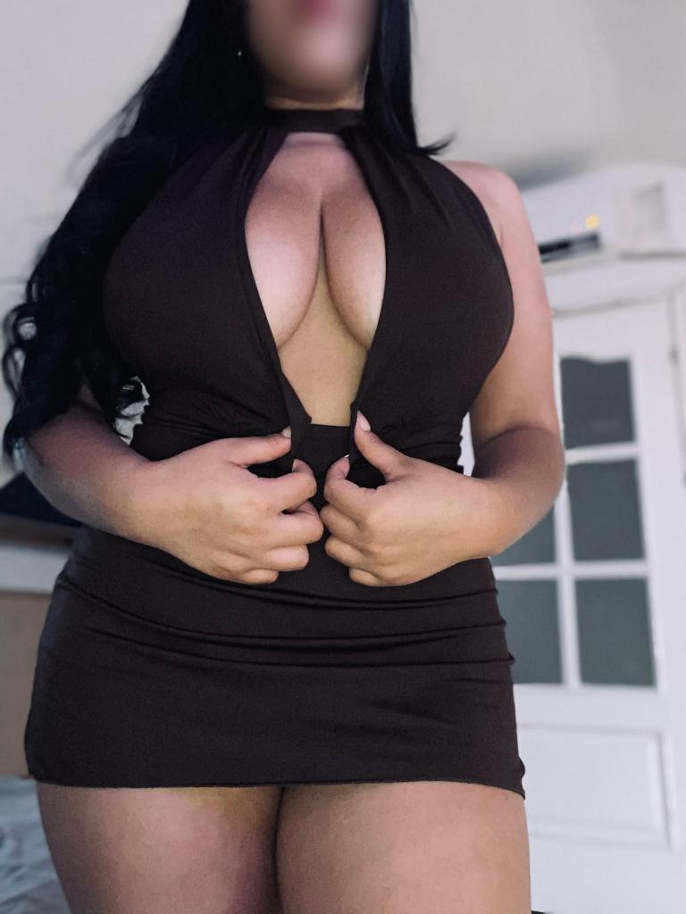 697537672: Chica busca chico en Madrid