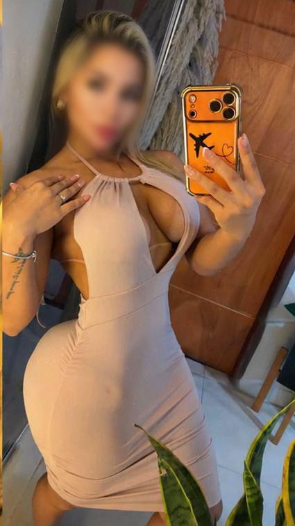 663311515: Chica busca chico en Málaga