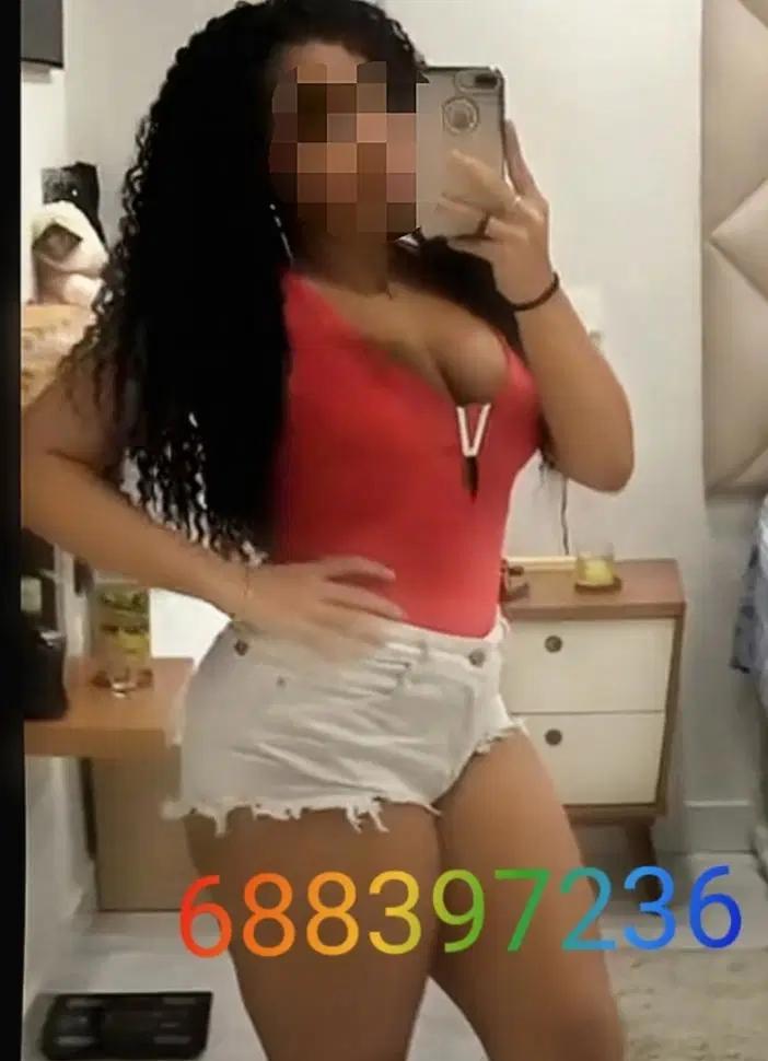 Chica busca chico en Granada: 