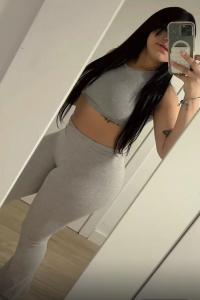 674927492: Chica busca chico en Madrid