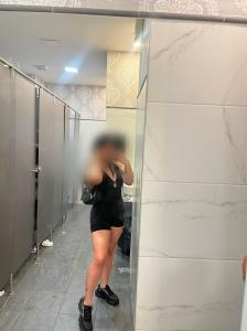697537036: Chica busca chico en Madrid