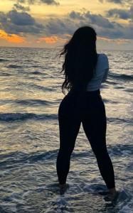 663683084: Chica busca chico en Las Palmas