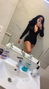 674369422: Transexual en León