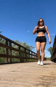 643915955: Chica busca chico en Lérida