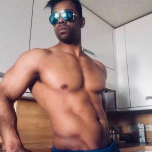641054742: Chico busca chica en Madrid