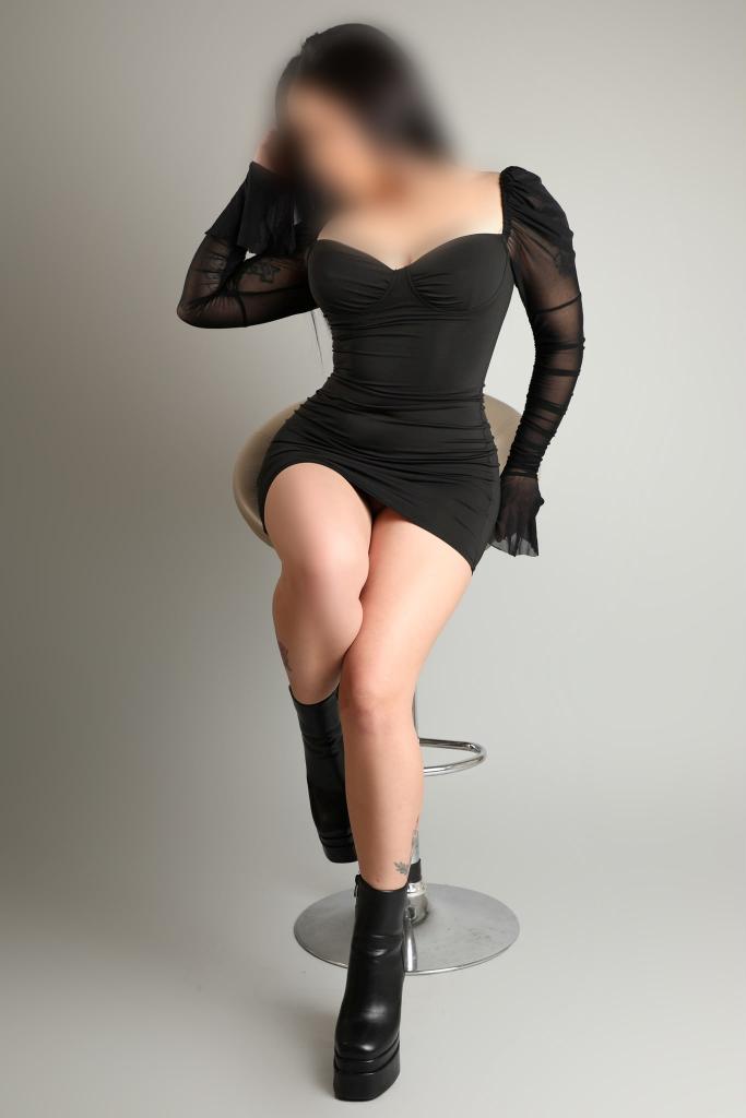 Chica busca chico en Madrid: Chica busca chico