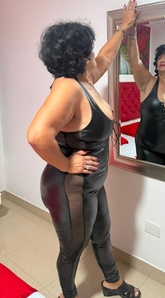 641989174: Chica busca chico en Mallorca