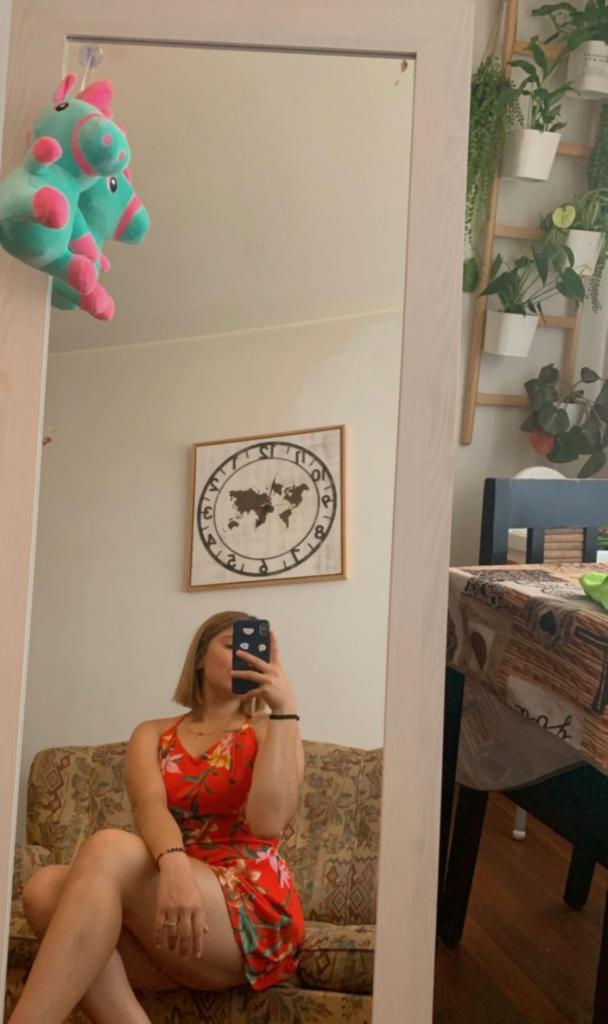 604230270: Chica busca chico en Pontevedra