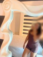 697537036: Chica busca chico en Madrid