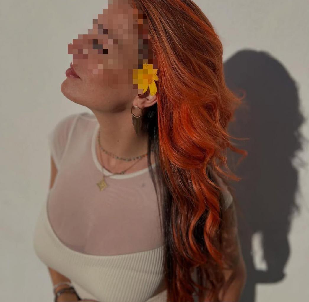 631366961: Chica busca chico en Sevilla