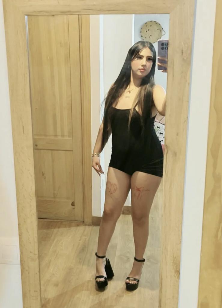 Chica busca chico en Cádiz: 