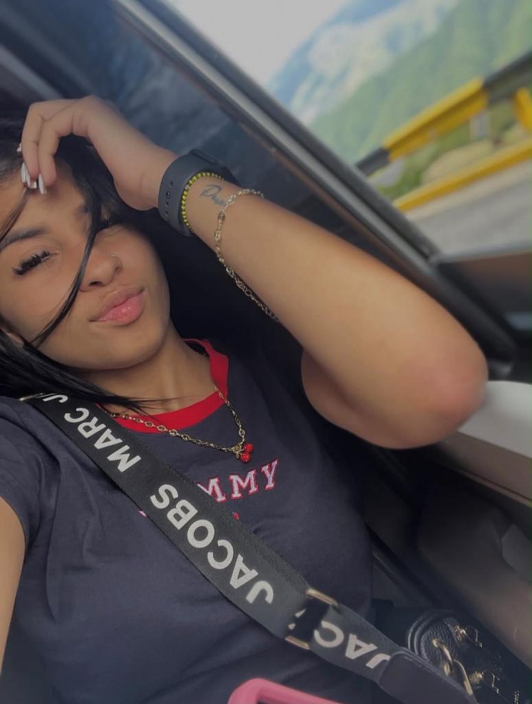 633586716: Chica busca chico en Valencia