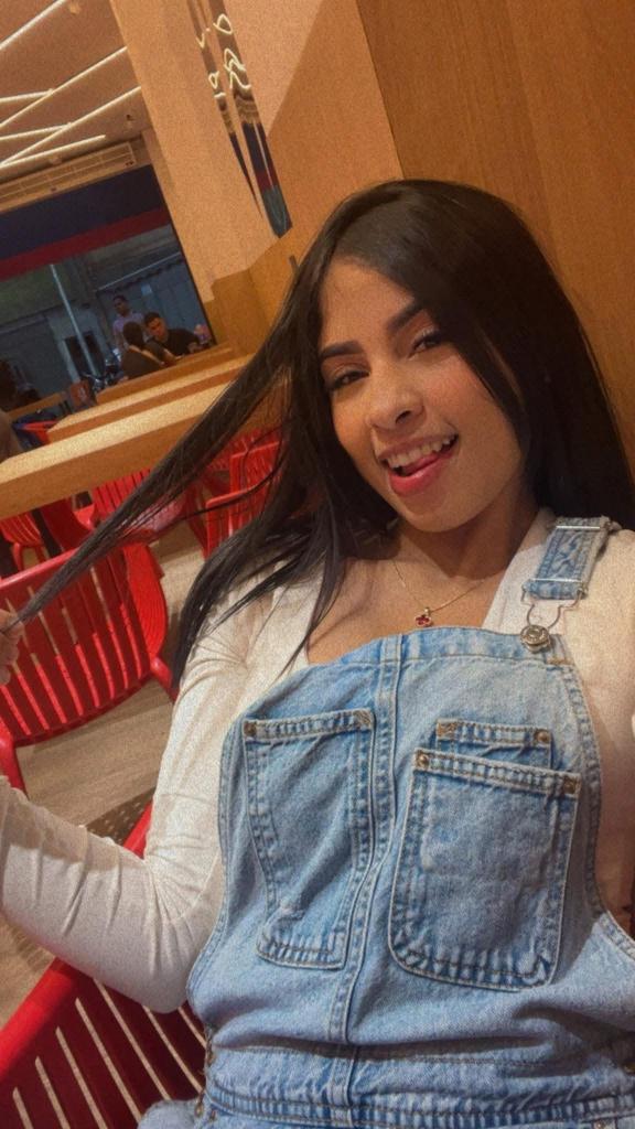 633586716: Chica busca chico en Valencia