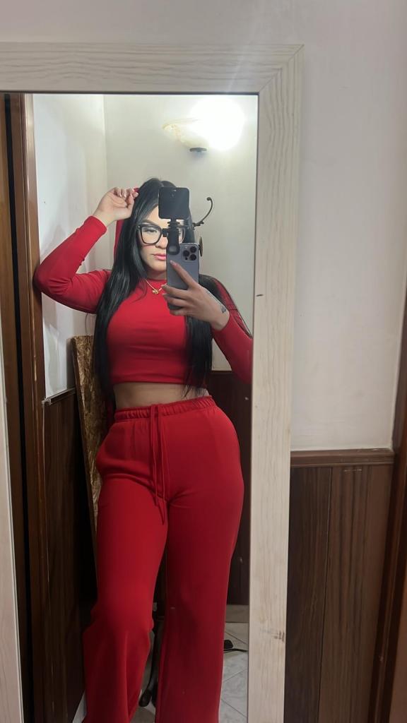 605627846: Chica busca chico en Valencia