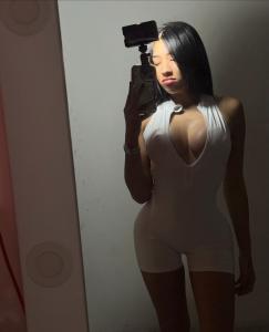 617023939: Chica busca chico en Cantabria