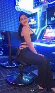 614618108: Chica busca chico en Alicante