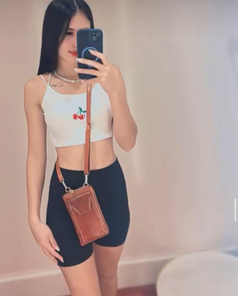 624378245: Chica busca chico en Málaga