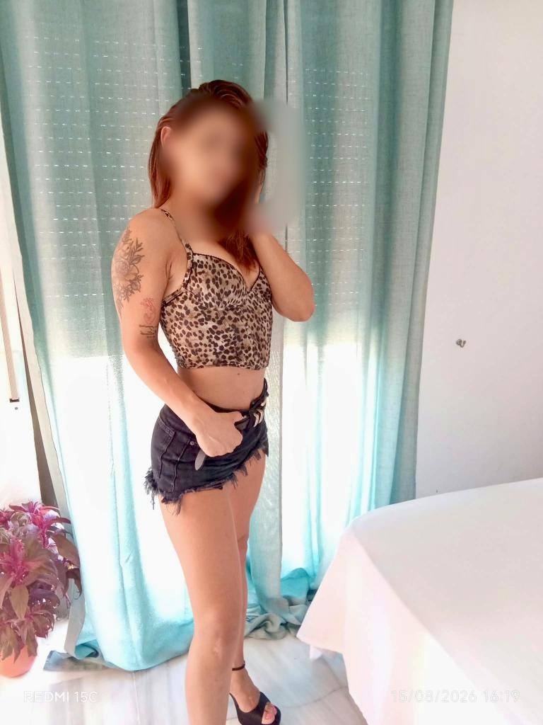 643014311: Chica busca chico en Málaga