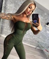 605938915: Chica busca chico en Málaga