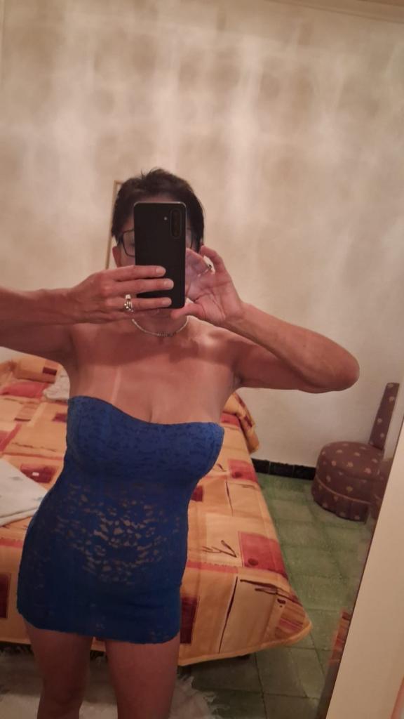 643297220: Chica busca chico en Valencia