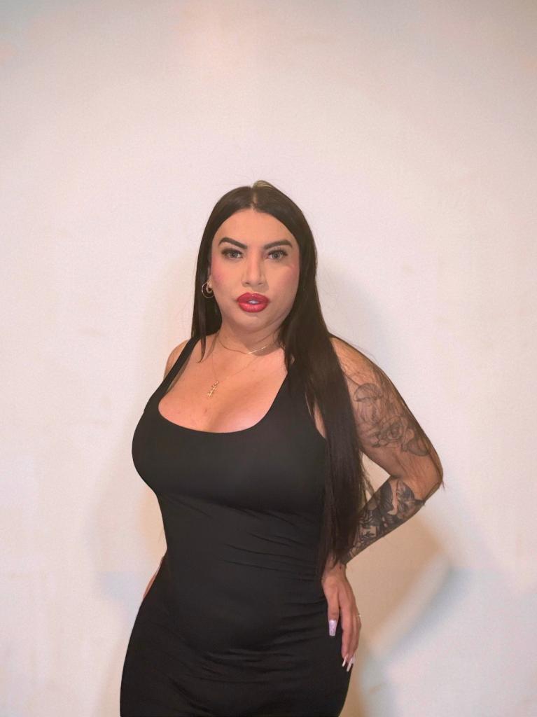 677329355: Travesti en Asturias