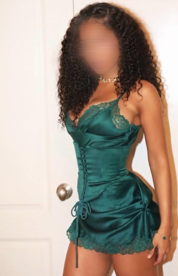 656777200: Chica busca chico en Barcelona