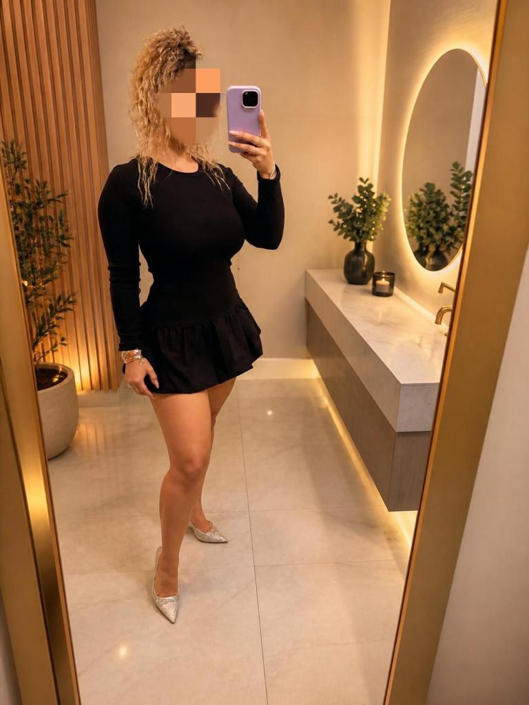 Chica busca chico en Ibiza: 