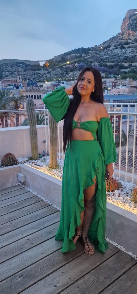 Chica busca chico en Alicante: 