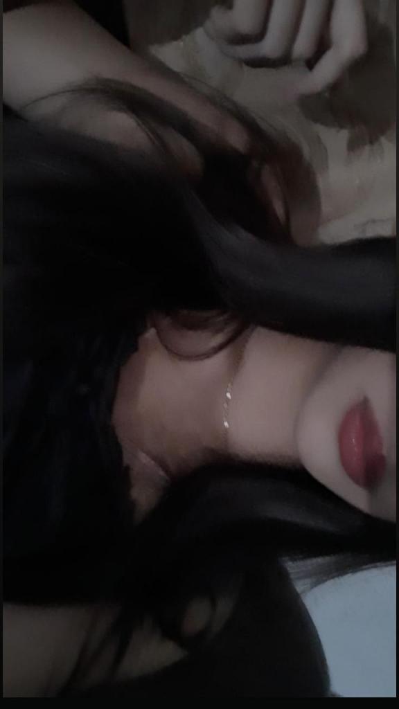 Chica busca chico en Cádiz: 