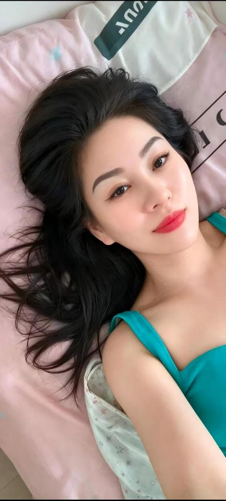 667889749: Chica busca chico en Huelva