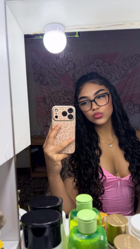 613303326: Chica busca chico en León