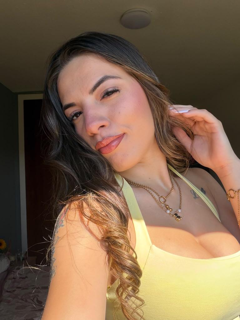 Chica busca chico en Ibiza: 
