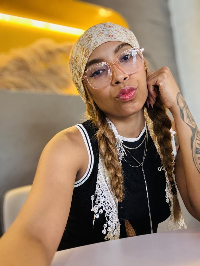 612408861: Chica busca chico en Las Palmas
