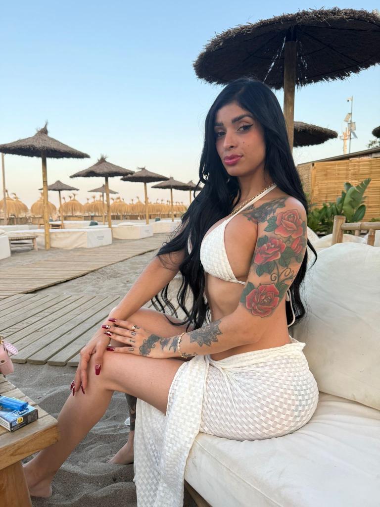 613851452: Chica busca chico en Granada