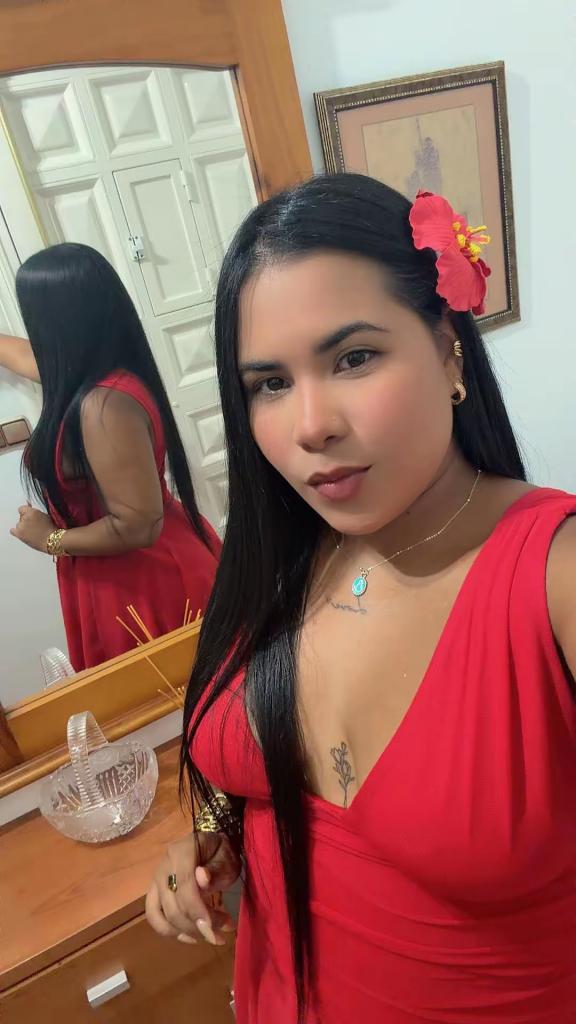 654940007: Chica busca chico en Málaga