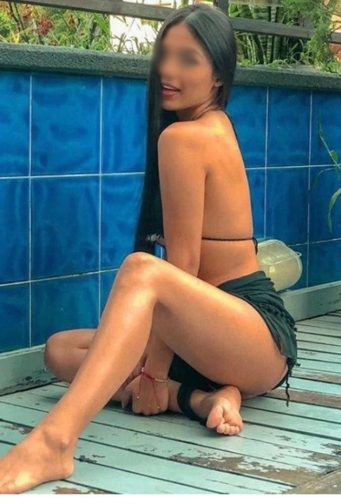 Chica busca chico en Tenerife: 