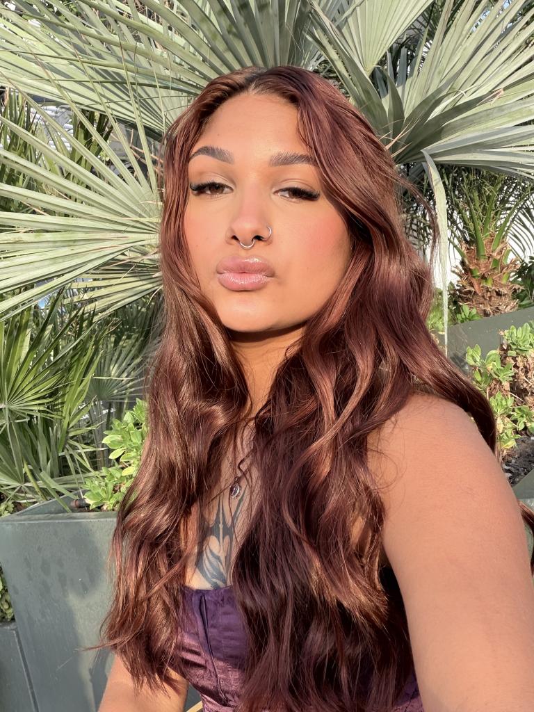 641355341: Chica busca chico en Granada