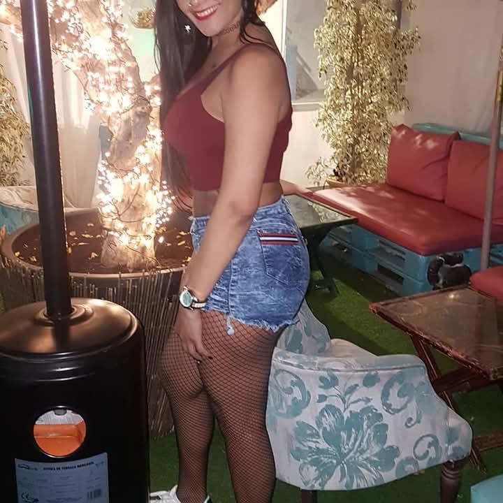 603381042: Chica busca chico en La Coruña