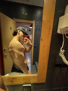 602693089: Chico busca chica en Madrid