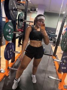 641049358: Chica busca chico en Madrid