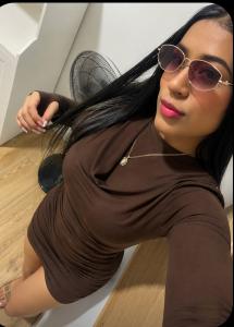 631147598: Chica busca chico en Barcelona