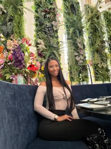 613561886: Chica busca chico en Málaga