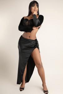 660453556: Chica busca chico en Madrid