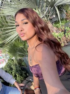 641355341: Chica busca chico en Granada