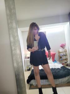 631875044: Chica busca chico en Barcelona